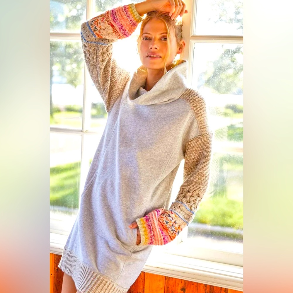 Anthropologie Tunic Sweatshirt in Gray Daily Practice.